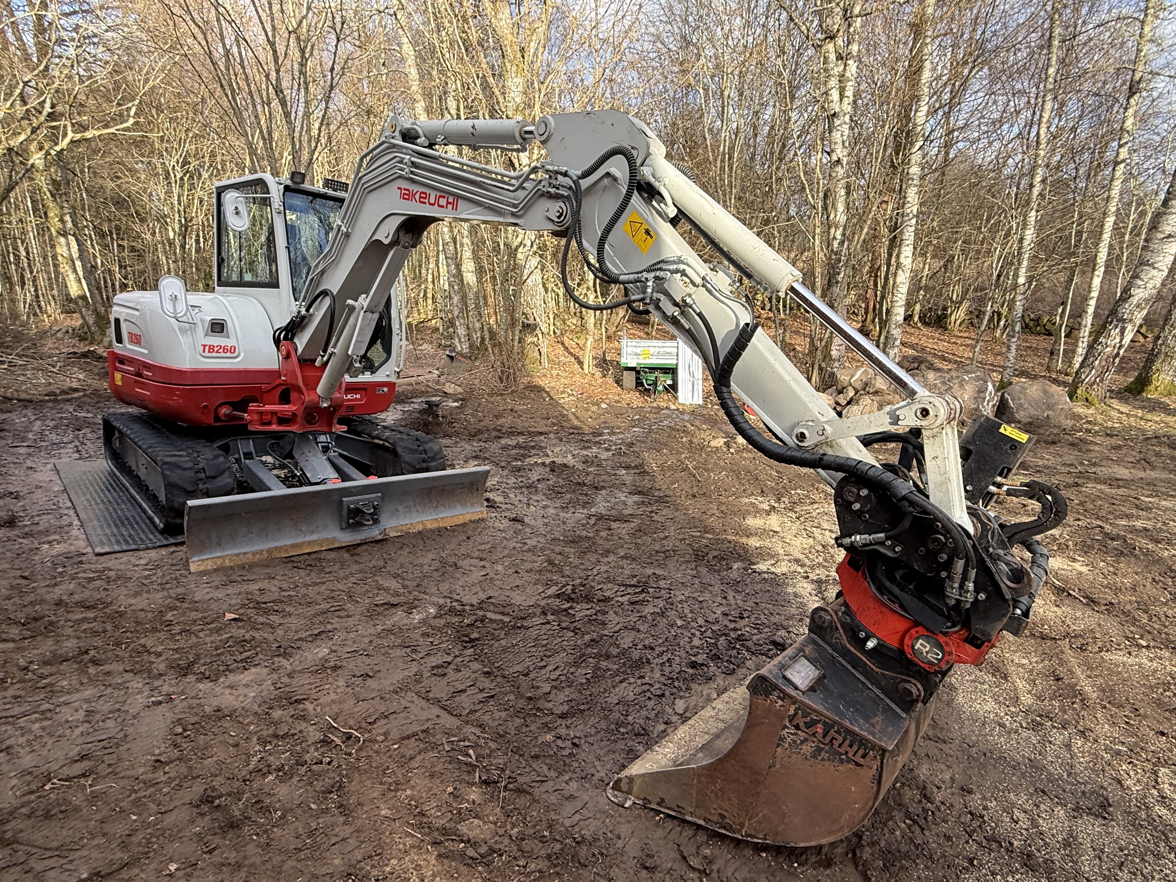 Takeuchi  tb260 med tiltrotator