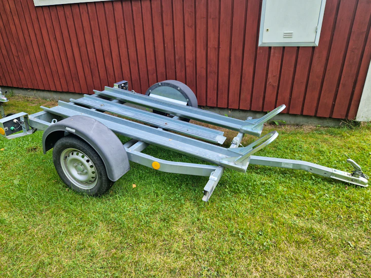 Mc-släp / motorcykelsläp för 1-2 motorcyklar