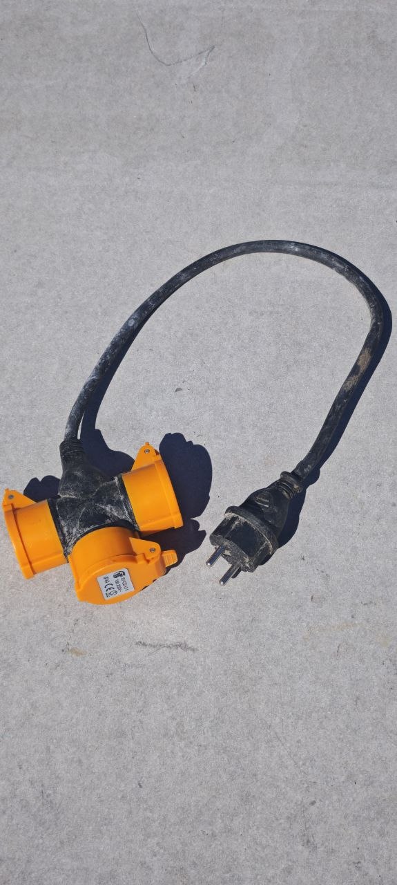 Grenuttag ip44 16a 250v