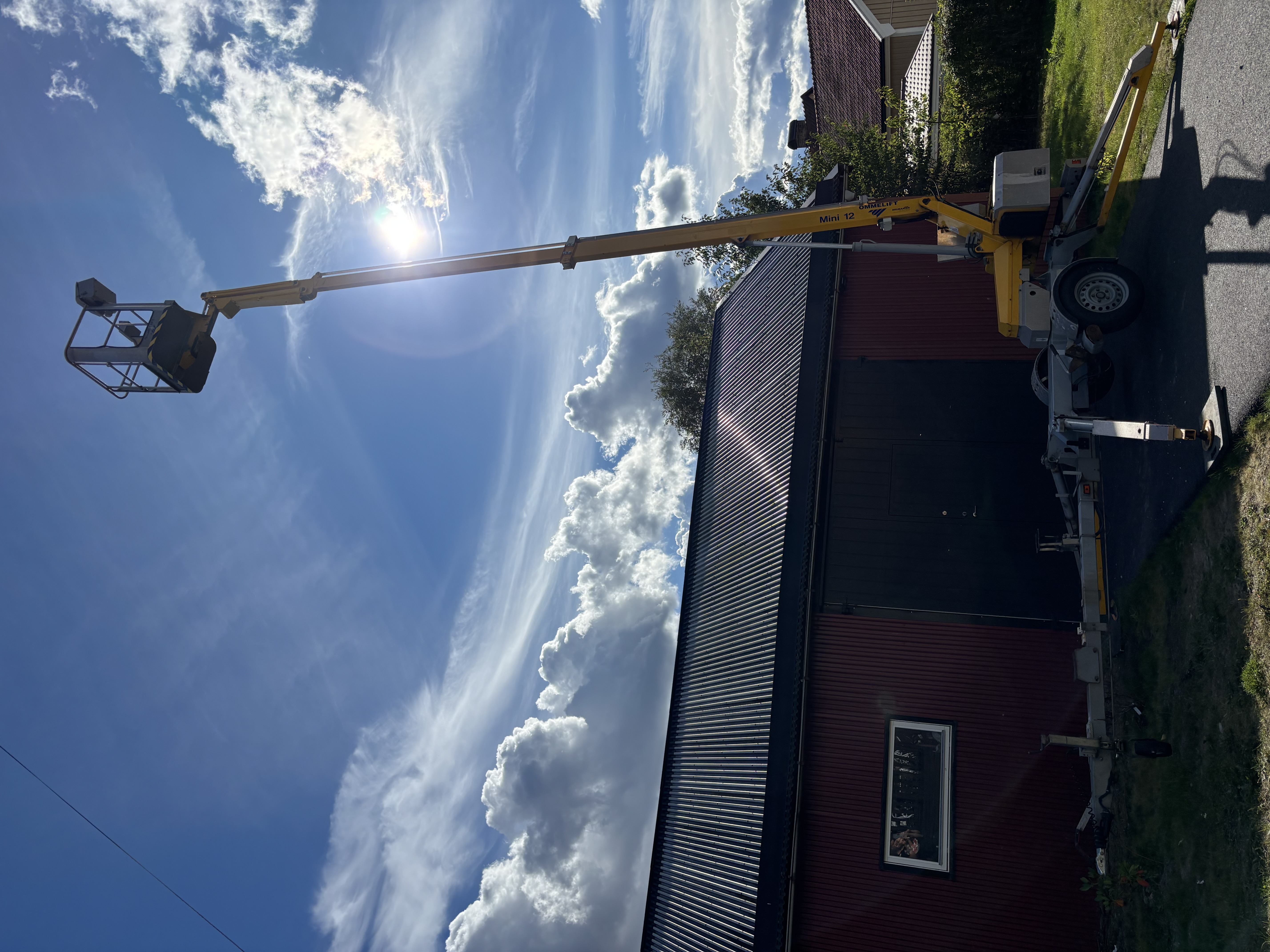 Släpvagnslift/skylift 12 m – omme mini 12
