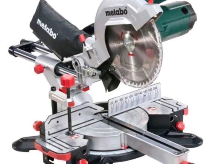 Metabo kgs 254 kapp- og gjæringssag