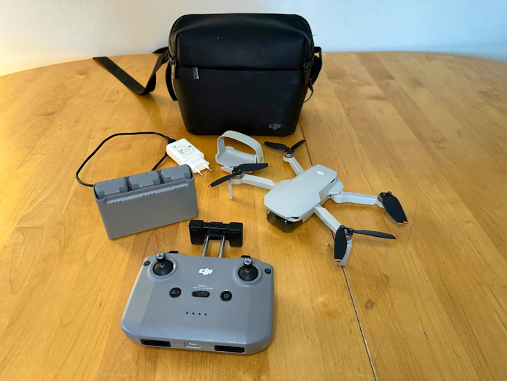 Dji mini 2 varusteineen