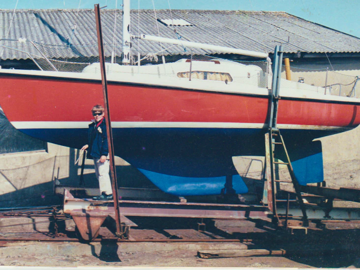 Seilbåt - ligger lundsvågen, stavanger