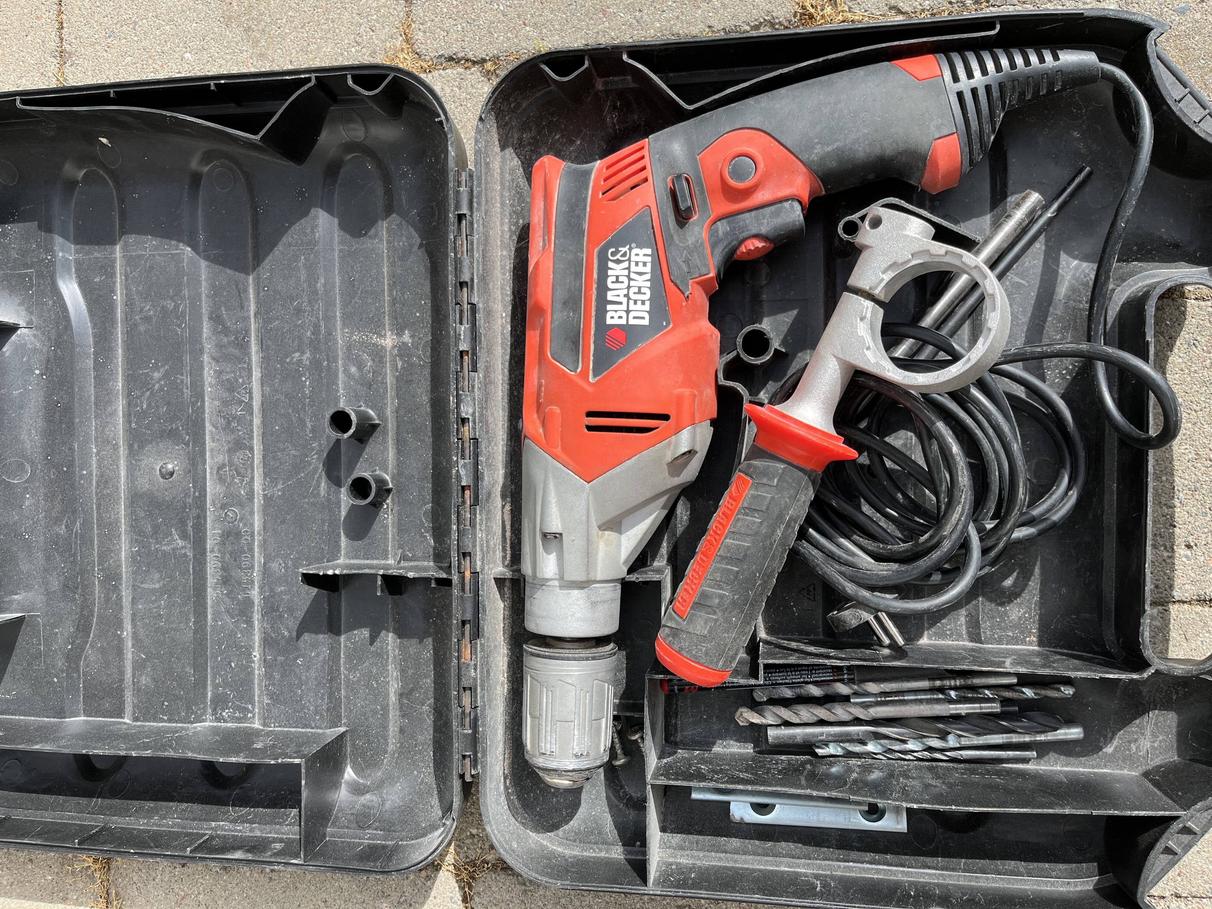 Borrmaskin med slagborrsfuntion