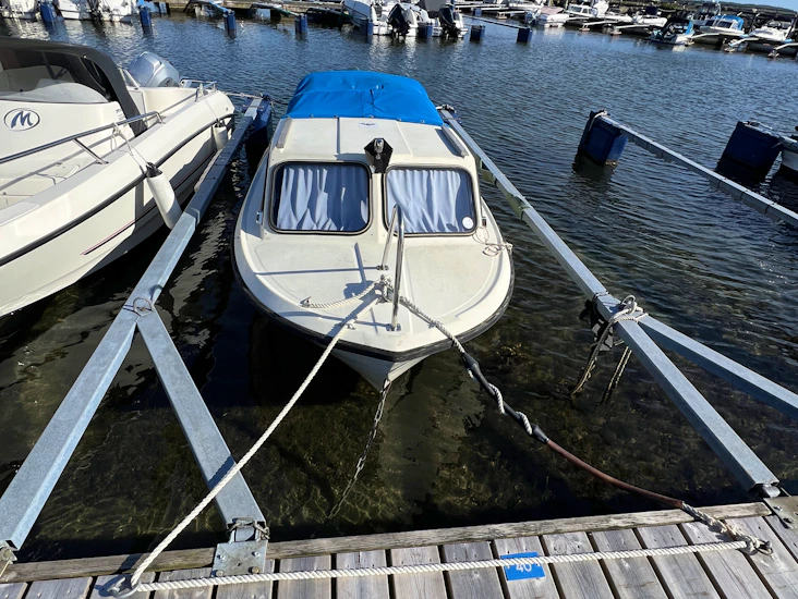 Örnvik 510 med yamaha 40 hk – perfekt för skärgårdsturer vid marholmen!