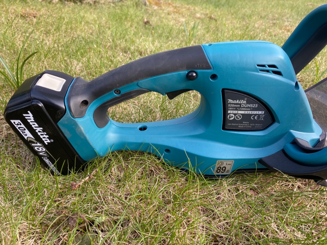 Batteridrevet hekksaks makita duh523