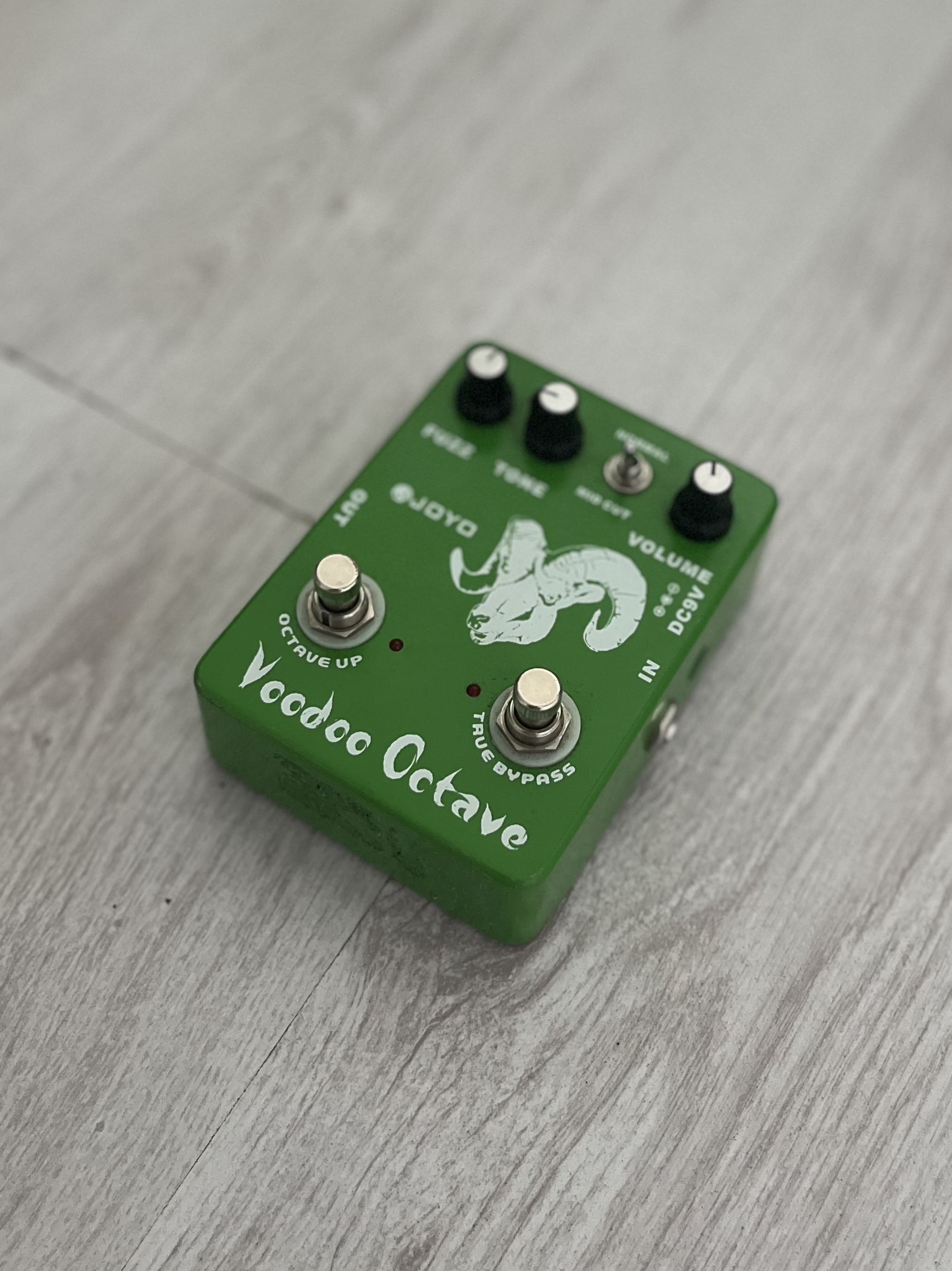 Voodoo octave guitar pedal 