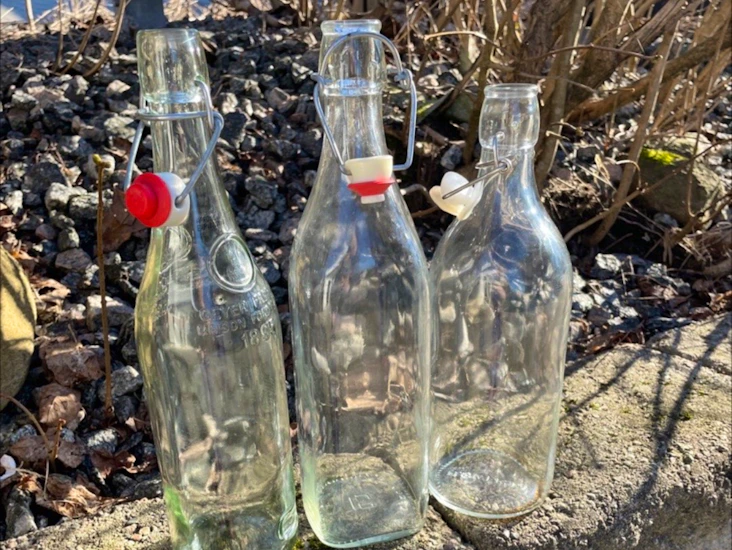 Vattenflaskor m/patentkork 8 styck