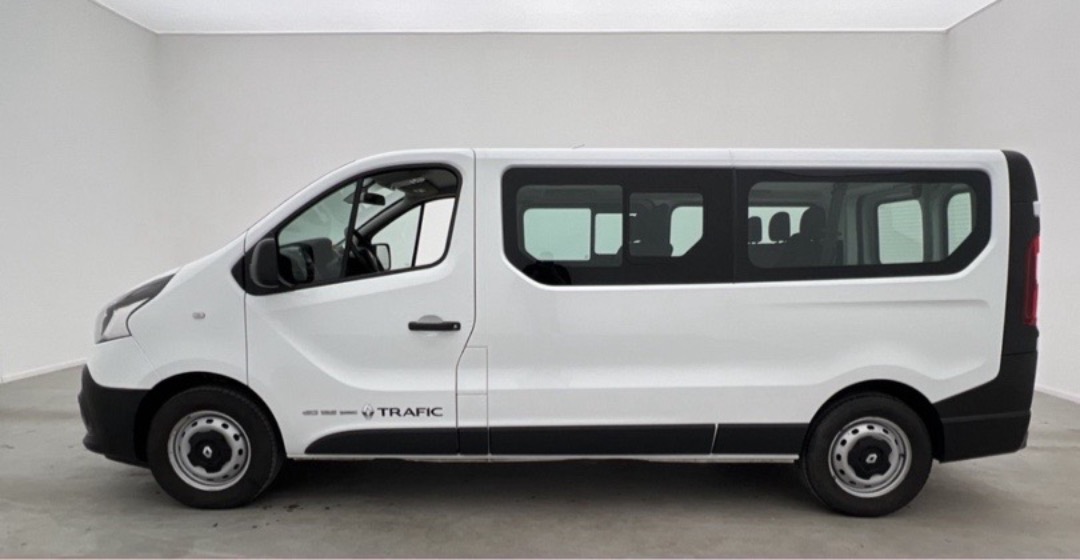  minibuss 9 platser 