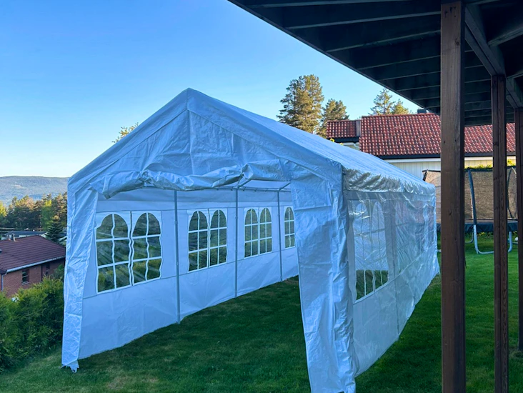 Partytelt 8x3 meter leies ut