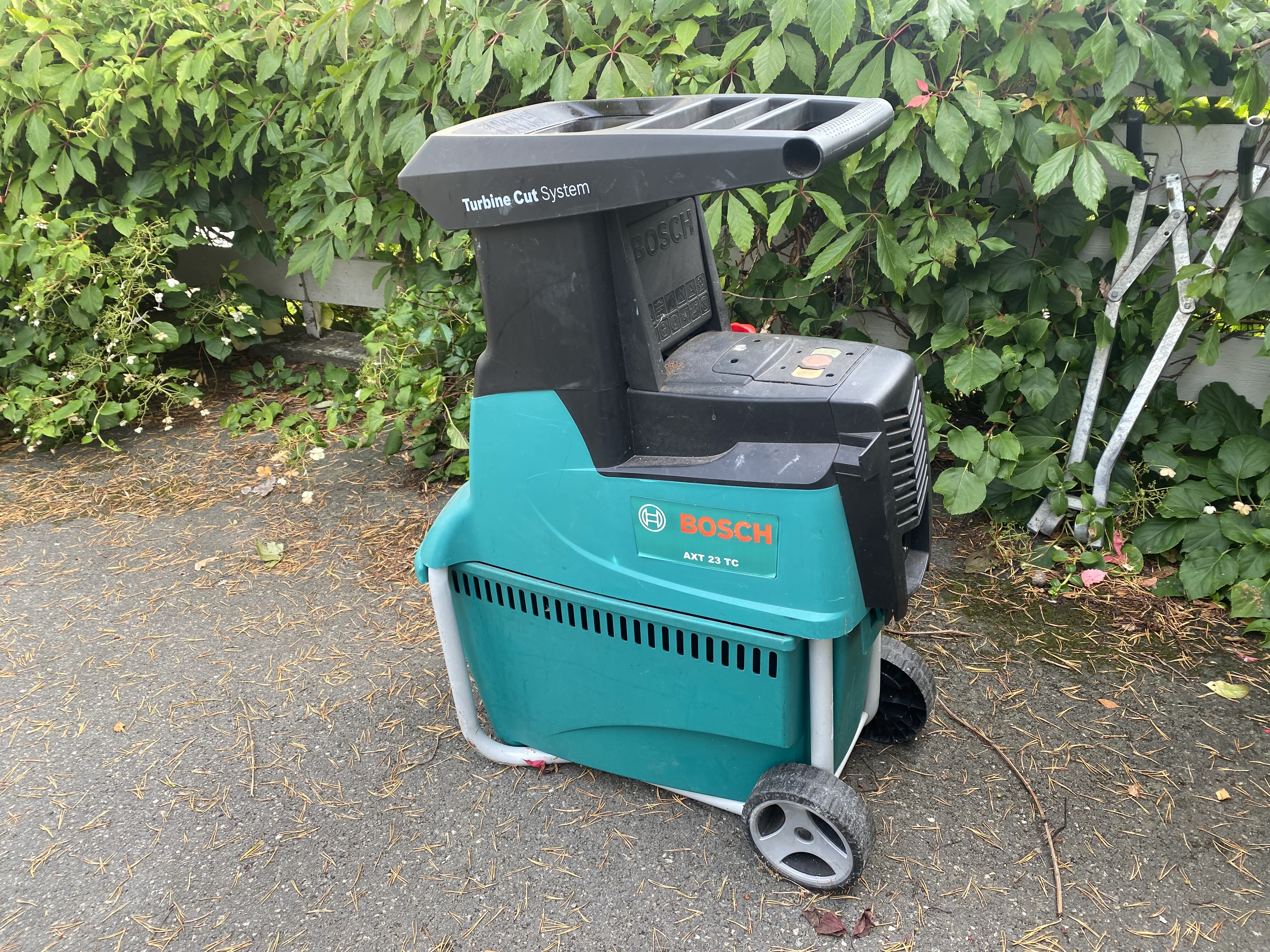 Kompostkvern bosch axt 23 tc
