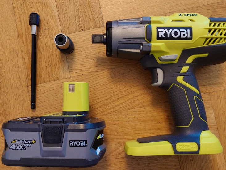 Ryobi mutterdragare 400nm