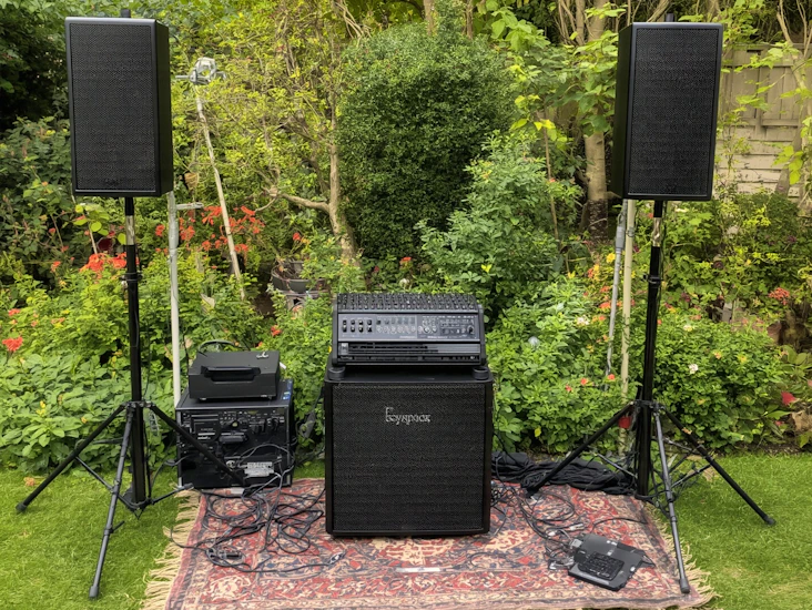 Kompakt og let lydanlæg på 1000w
