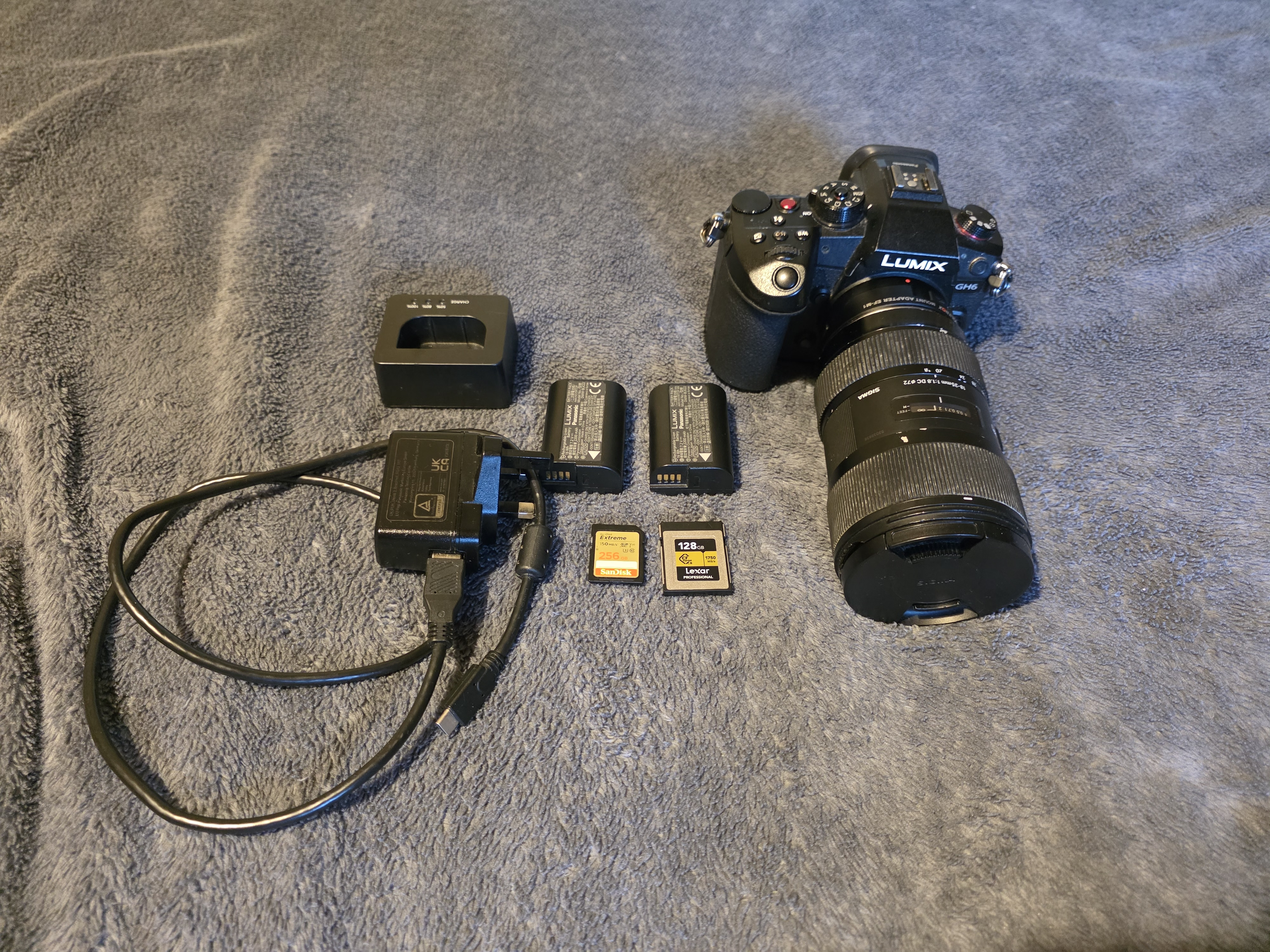 Panasonic lumix gh6 with canon sigma 18-35mm len