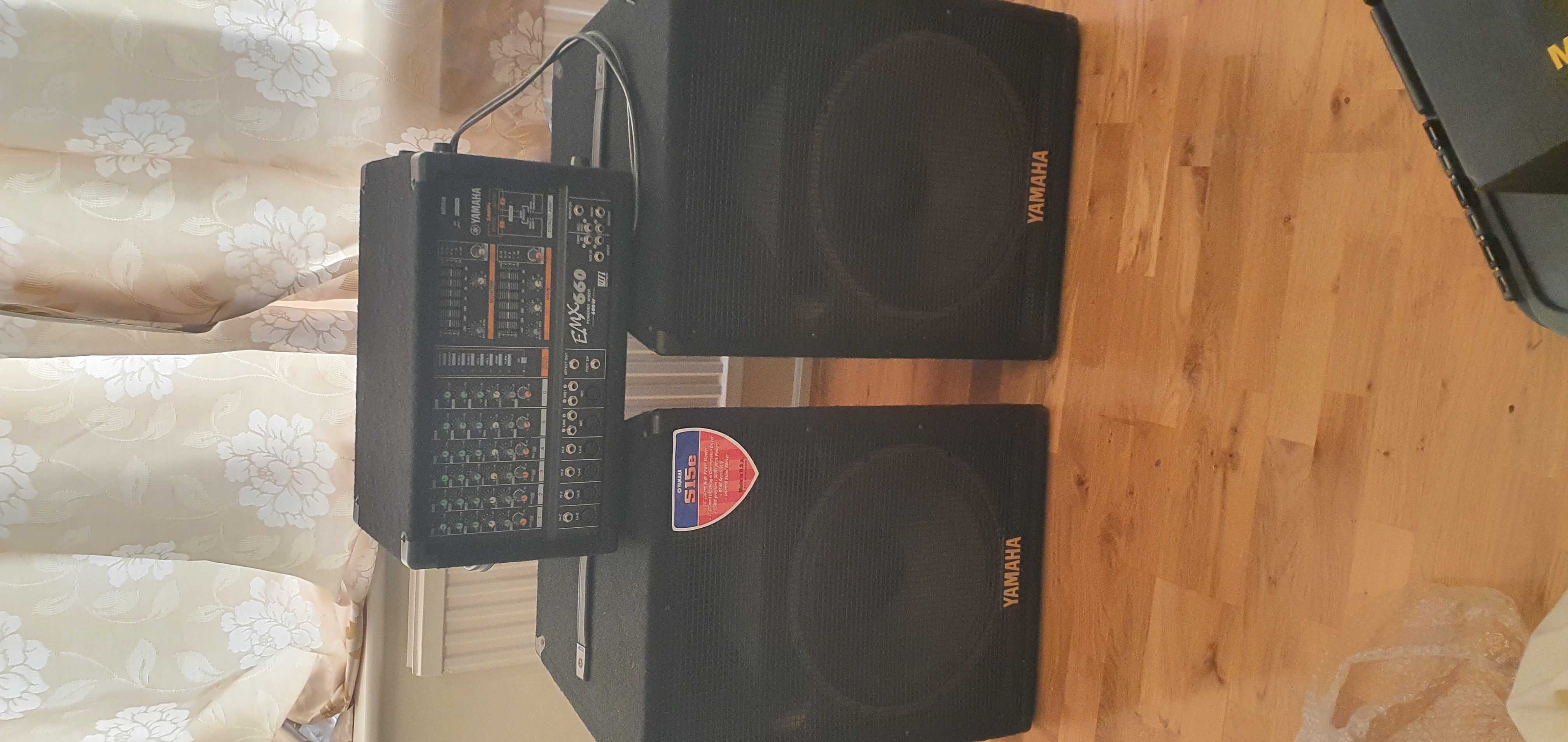 Yamaha emx 660 pa system and 15 inch speakers