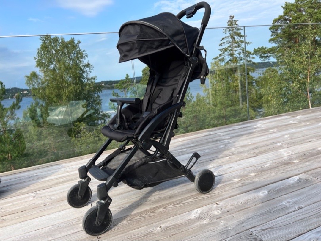 Smidig och stabil resevagn carena