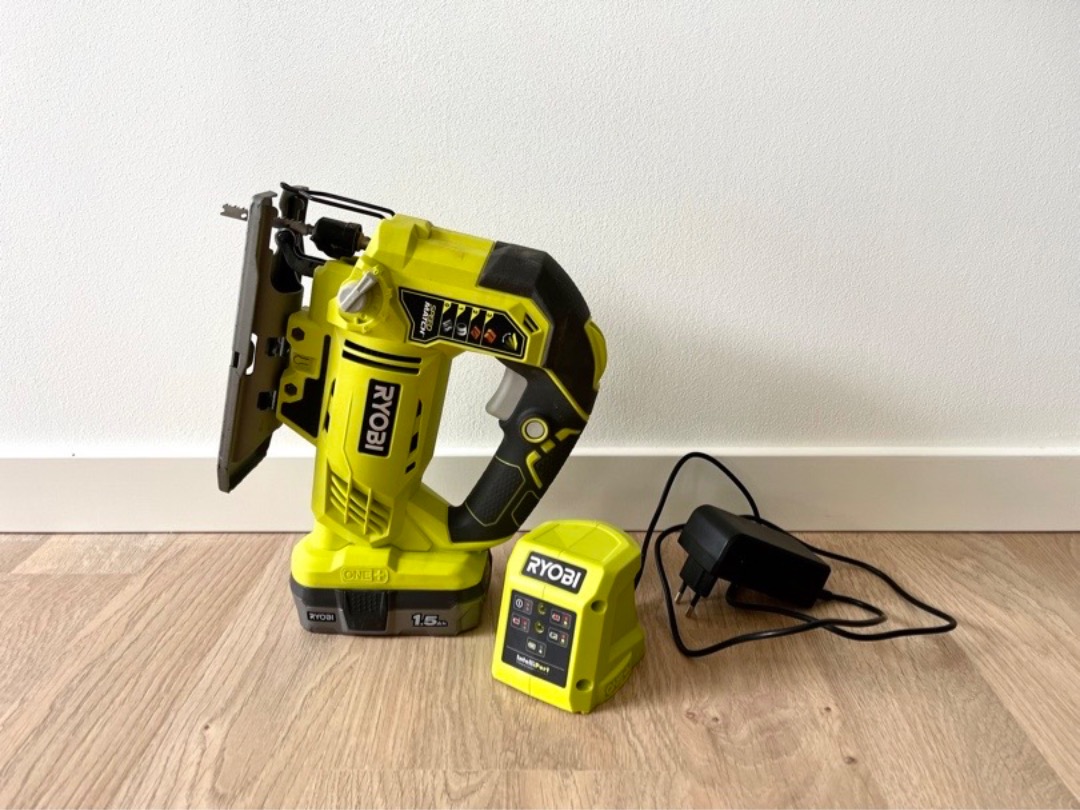 Ryobi sticksåg