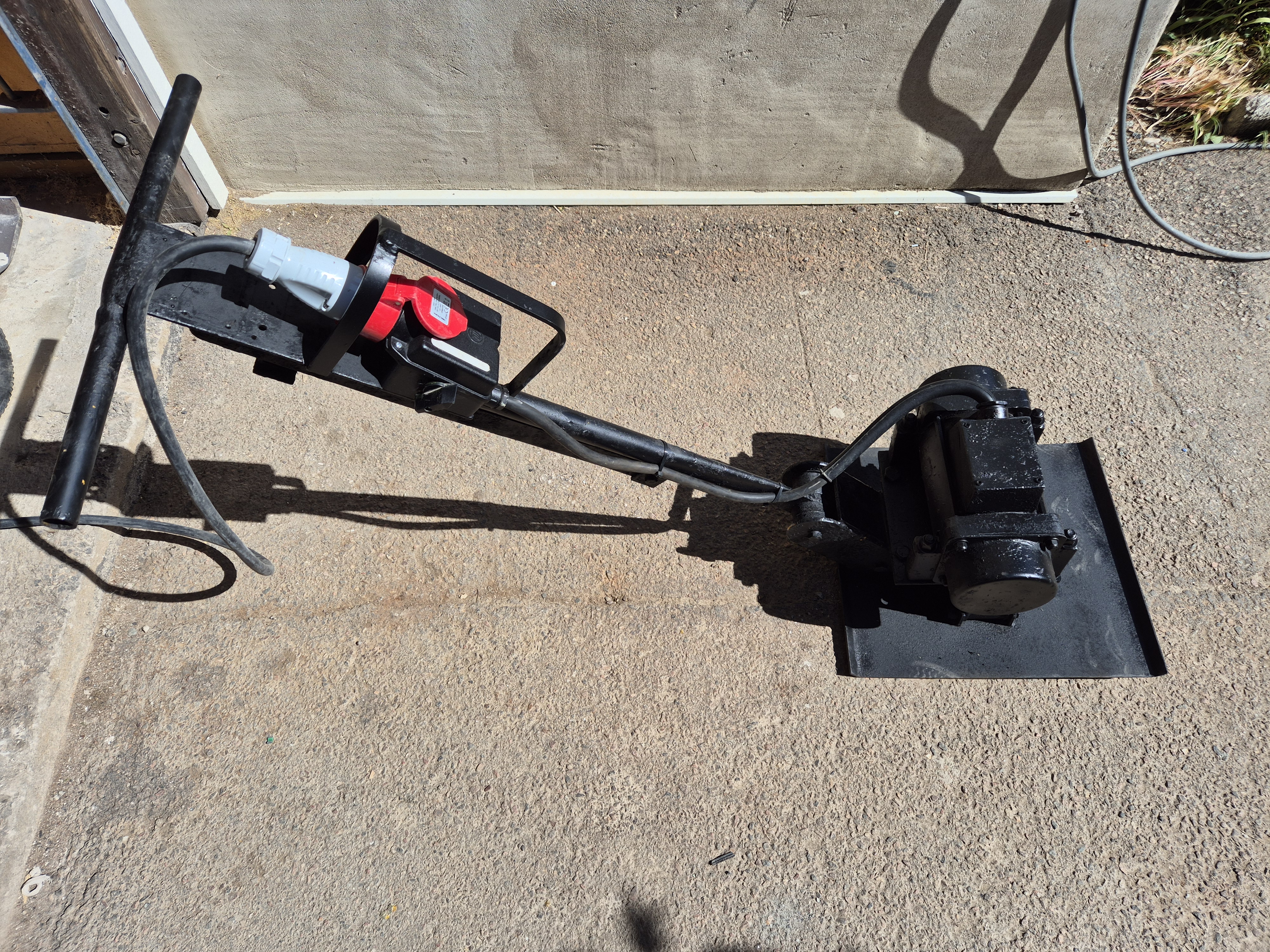 Eldriven markvibrator 400v