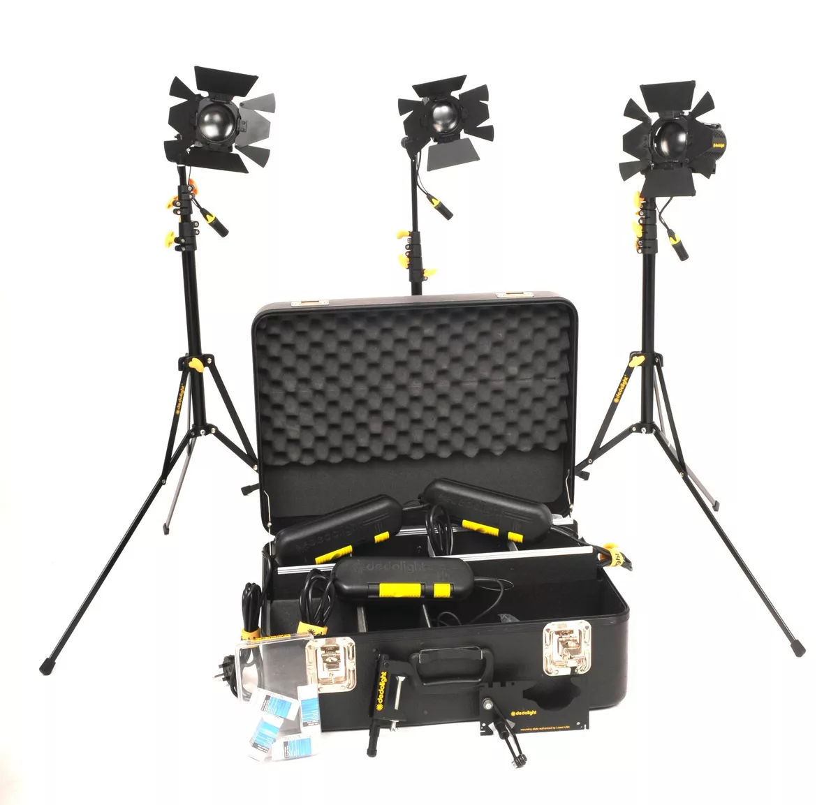 Dedolight dlh4 150w kit w/ stands (up to 4 heads)
