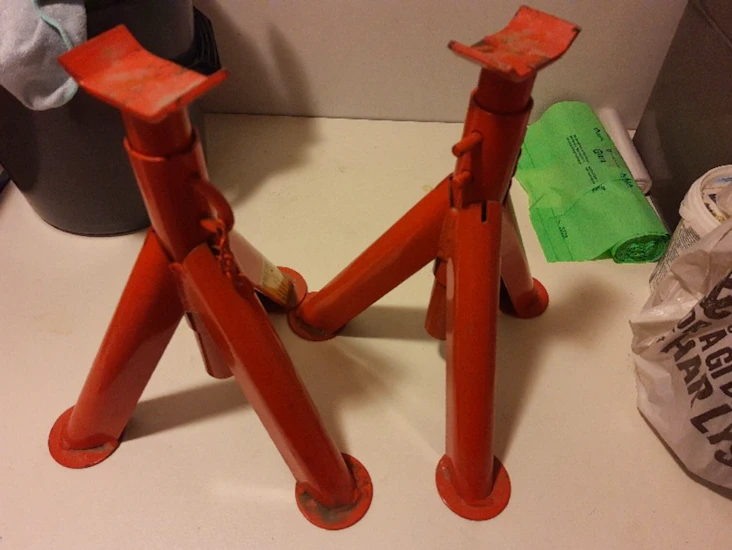 Støttebukker til bil