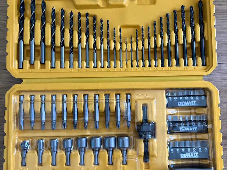 🛠️ dewalt 100-piece drill bit set – wood, metal, masonry