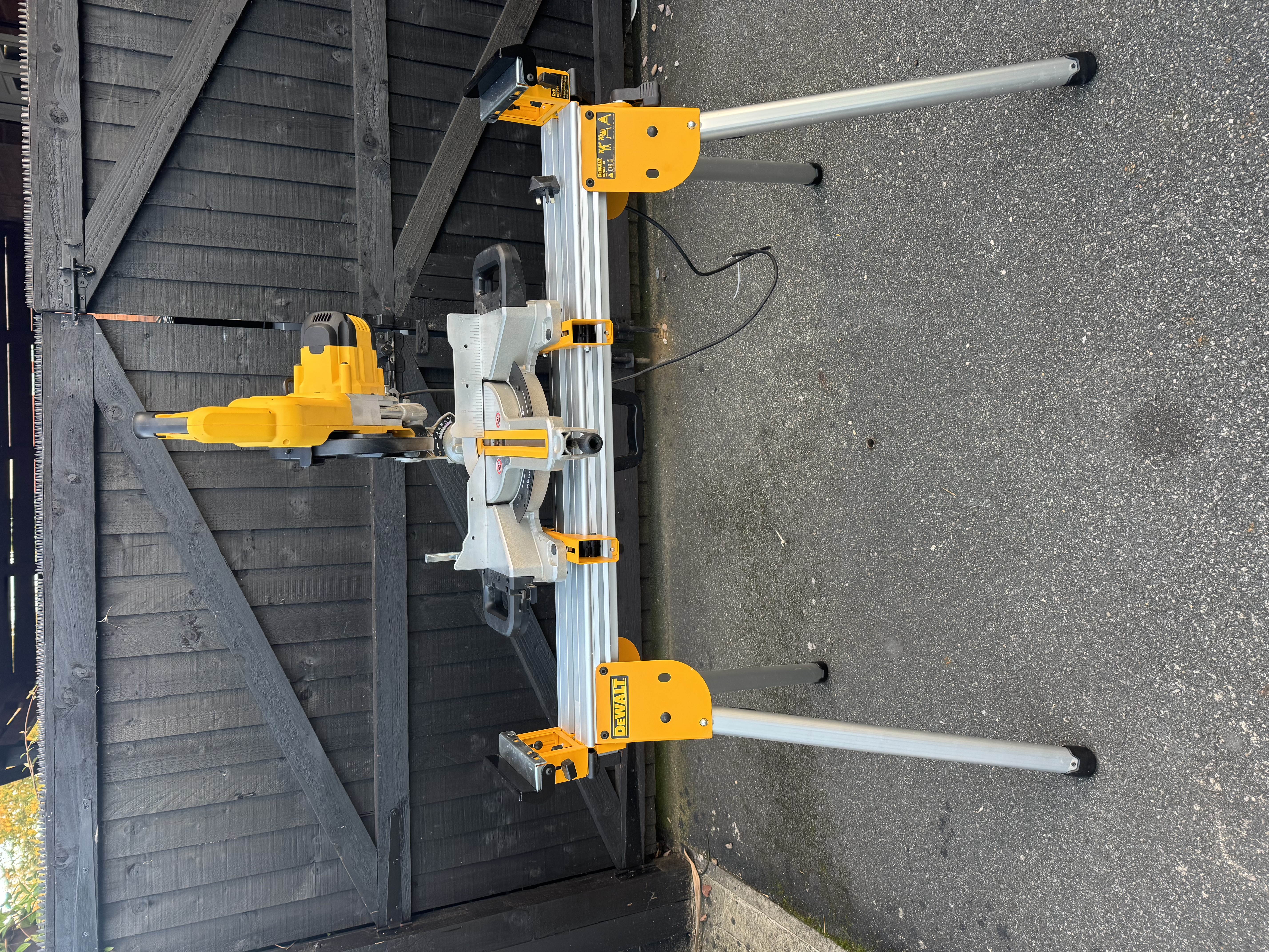 Dewalt miter saw and stand 