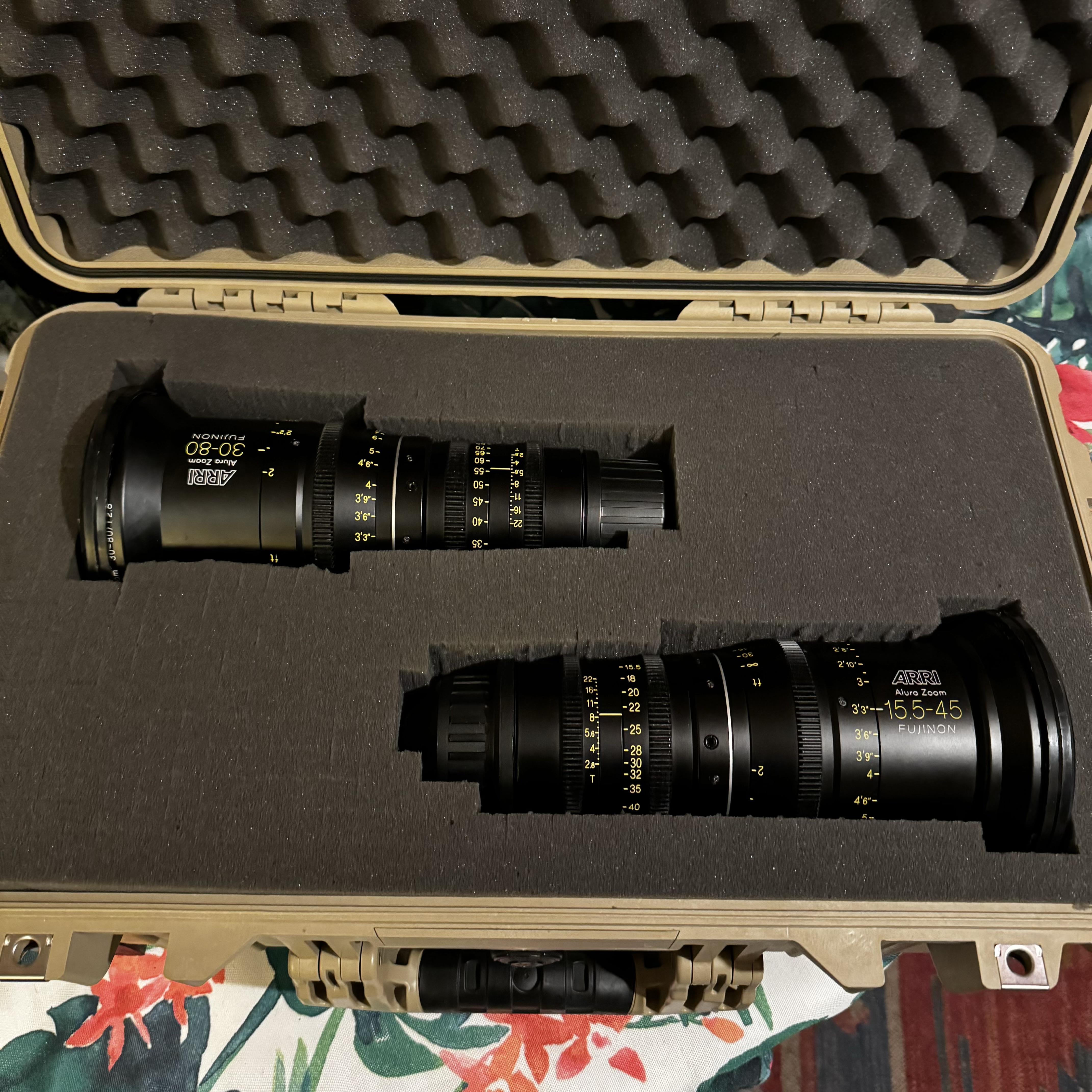 Arri alura zoom lens 2 set + peli case 