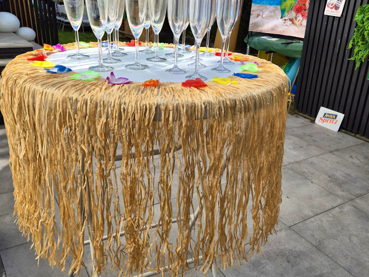 Lei sammenleggbart barbord – perfekt til fest, bar eller velkomstdrink!