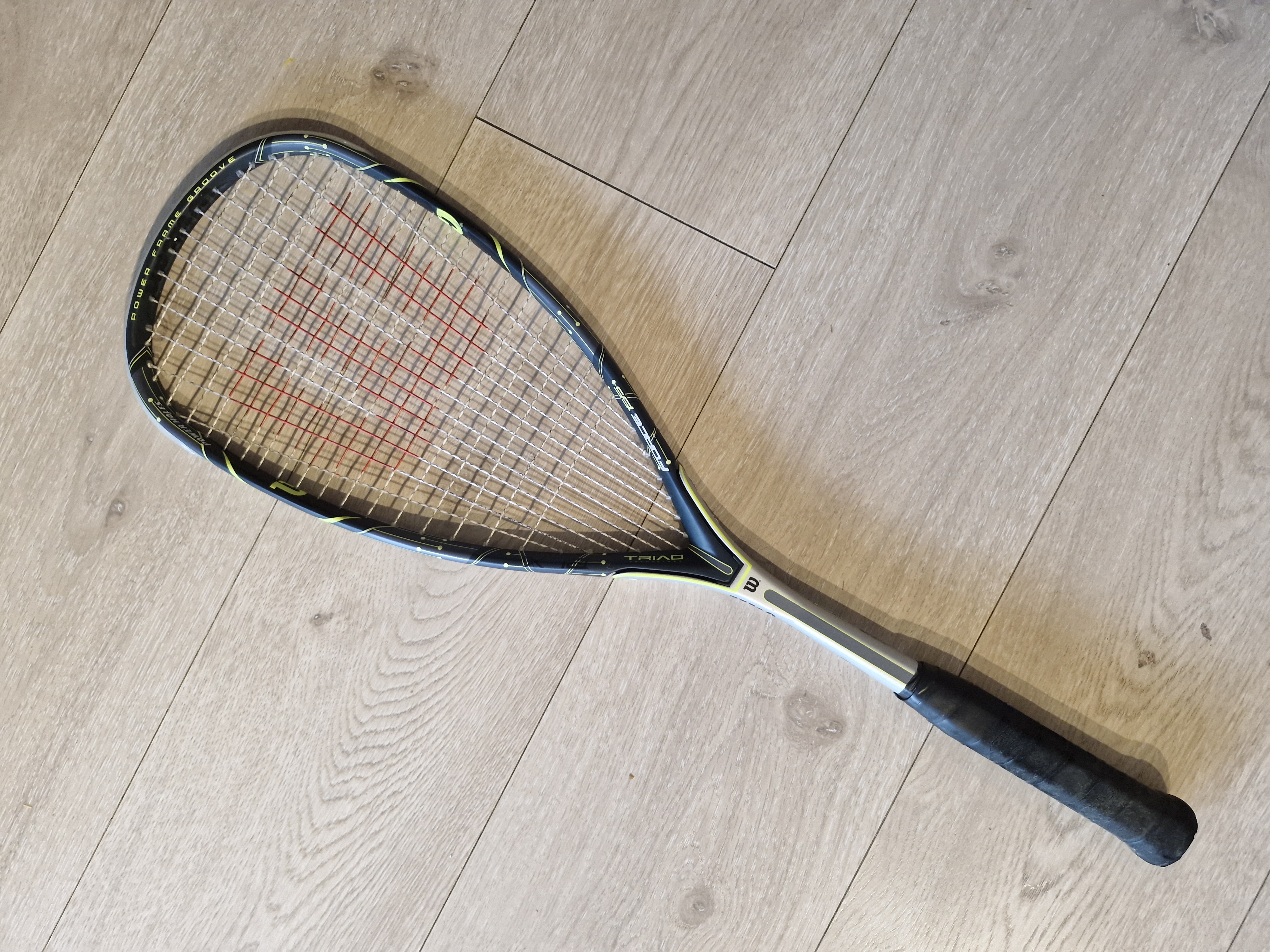 Squash racket, wilson force 155