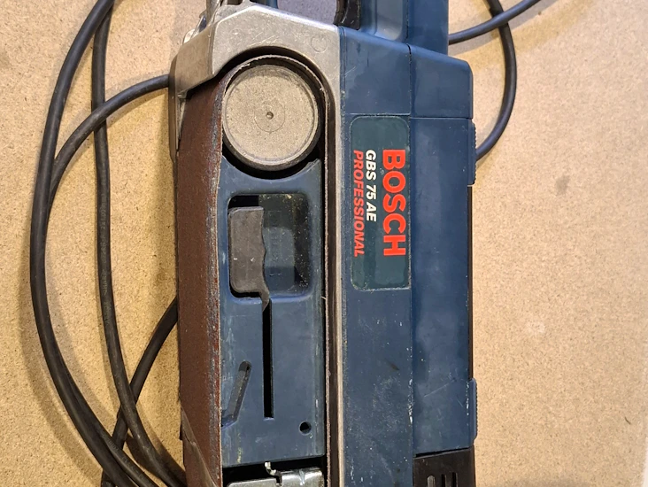 Bosch professional nauhahiomakone