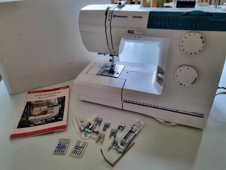 Symaskin husqvarna/ viking emerald 122