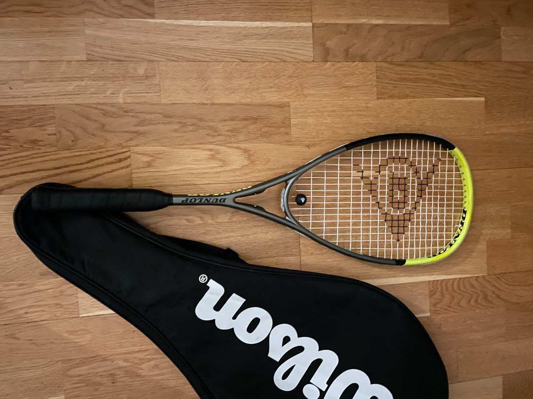 Squash racket dunlop (av de beste) +baller
