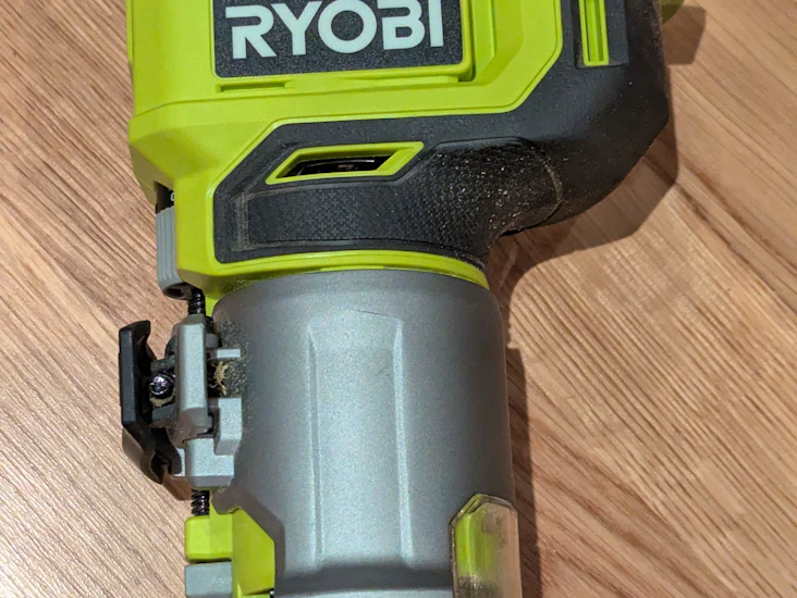 Ryobi handöverfräs