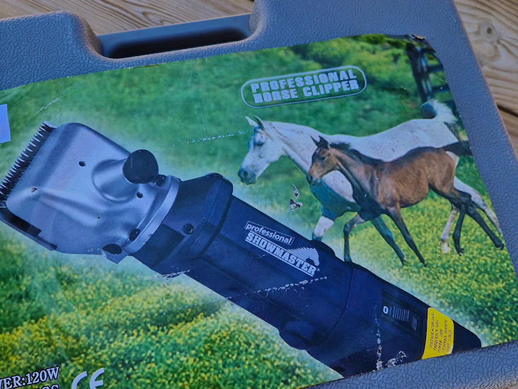 Professional horse clipper