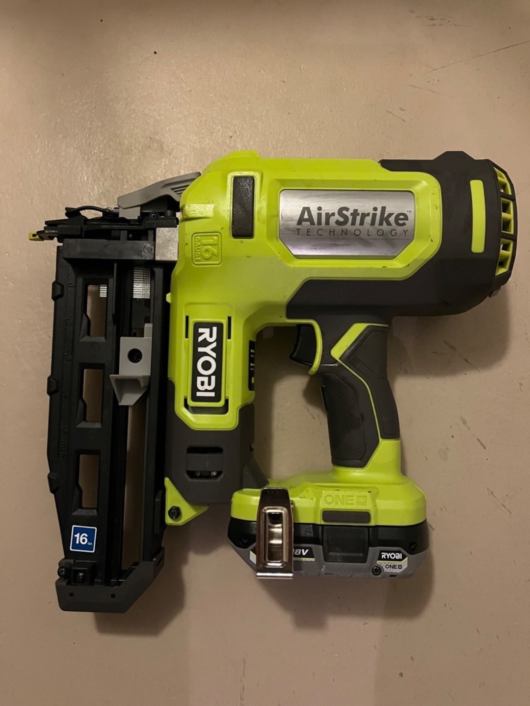 Spikpistol (dyckert) batteridriven - ryobi