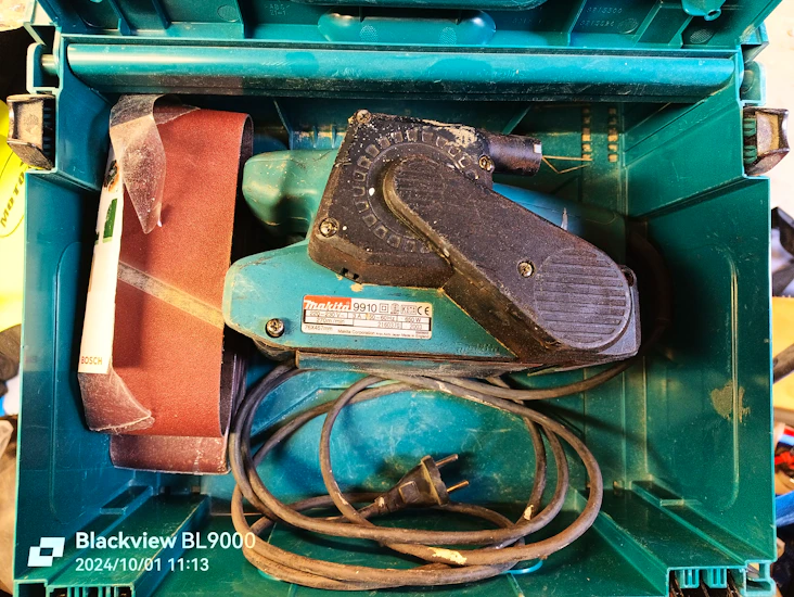 Makita planslip 230v