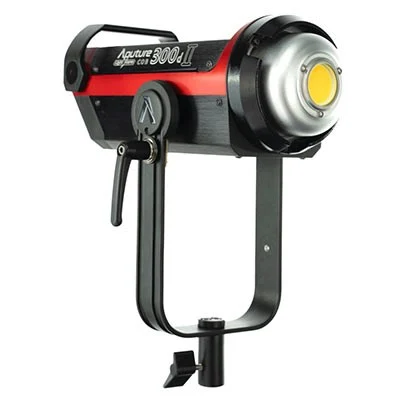 Aputure 300d mk2 and modifier accessories