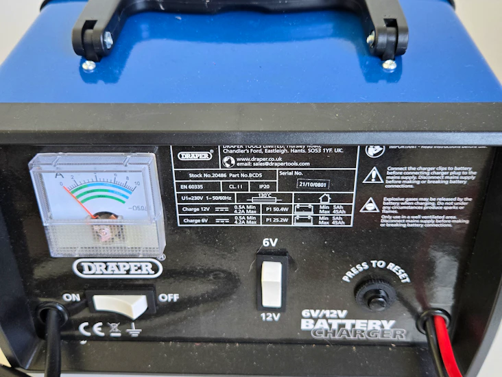 Draper 12/24v battery charger