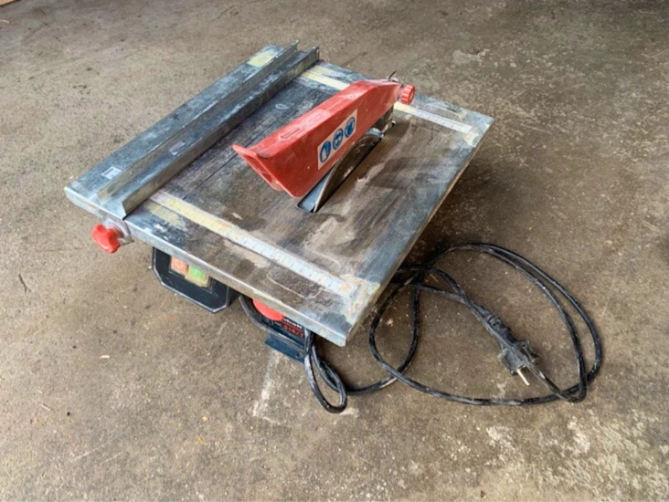 Elektrisk kakelskärare