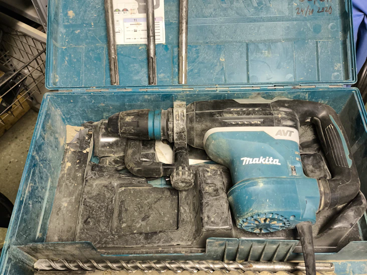 Makita bil/borrmaskin
