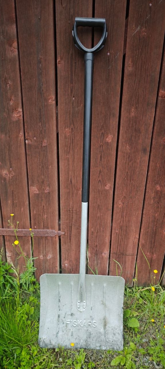 Snöskyffel fiskars