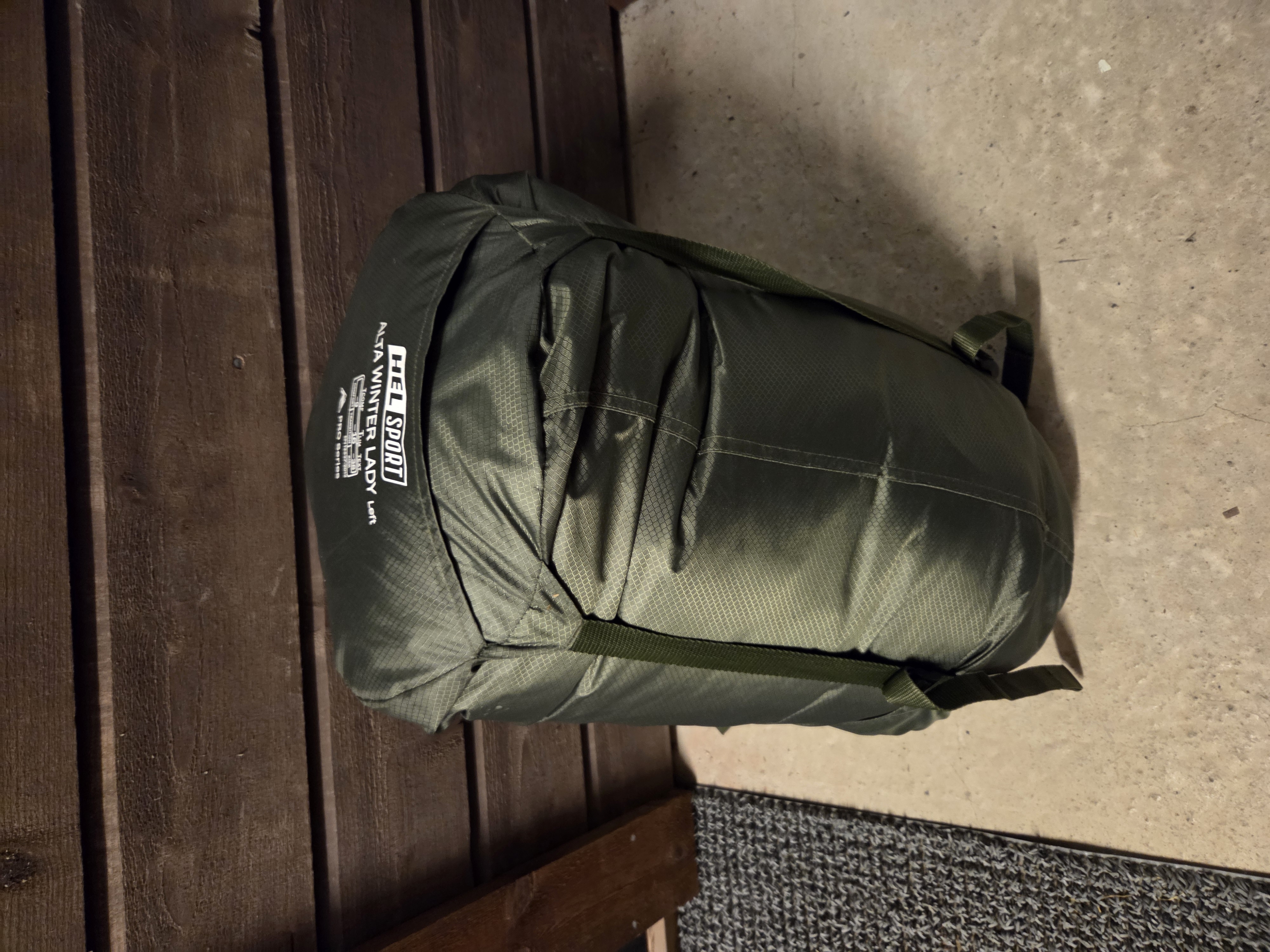 Sovepose for dame. vinter/varm