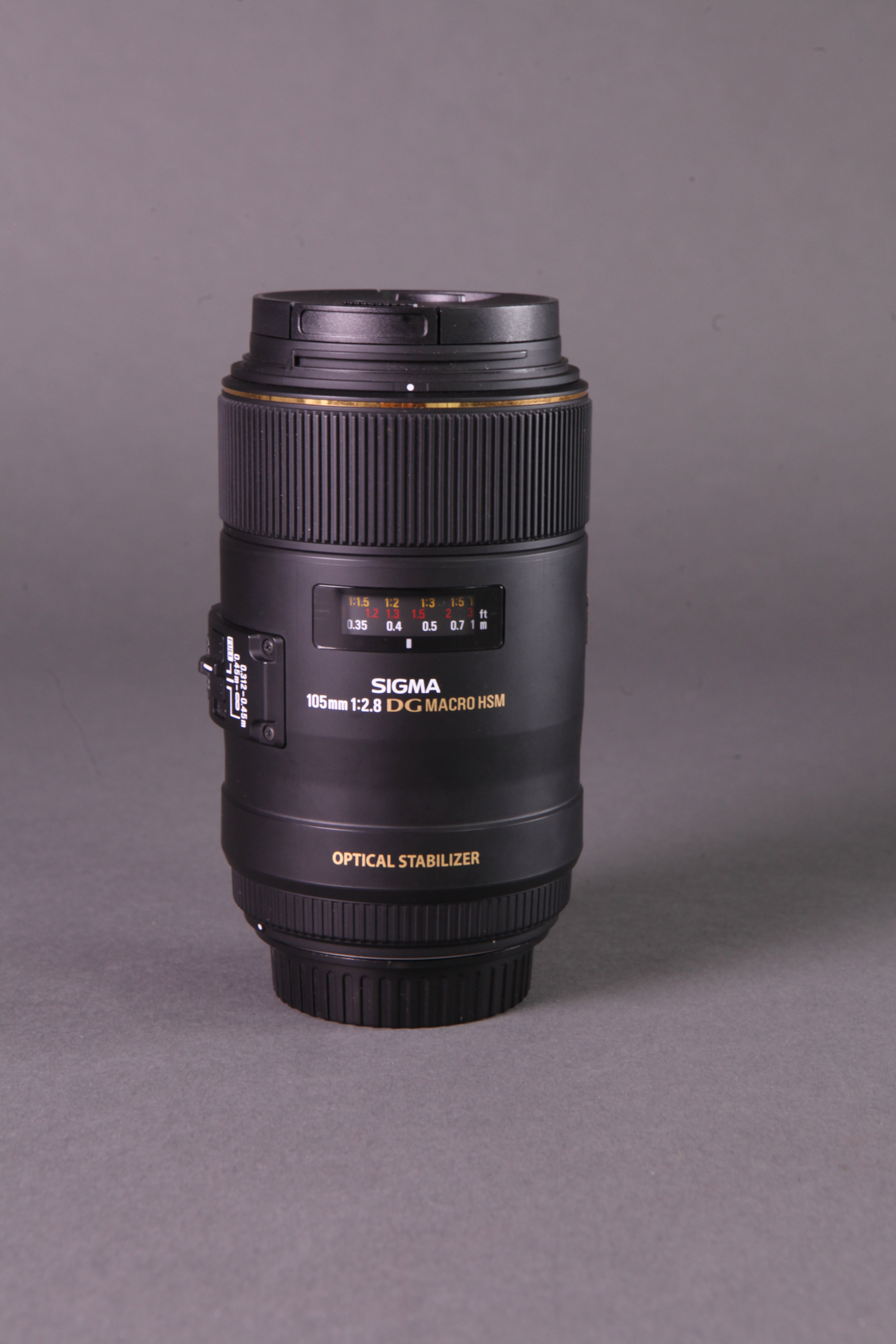 Sigma 105mm f2.8 macro prime lens sony e-mount
