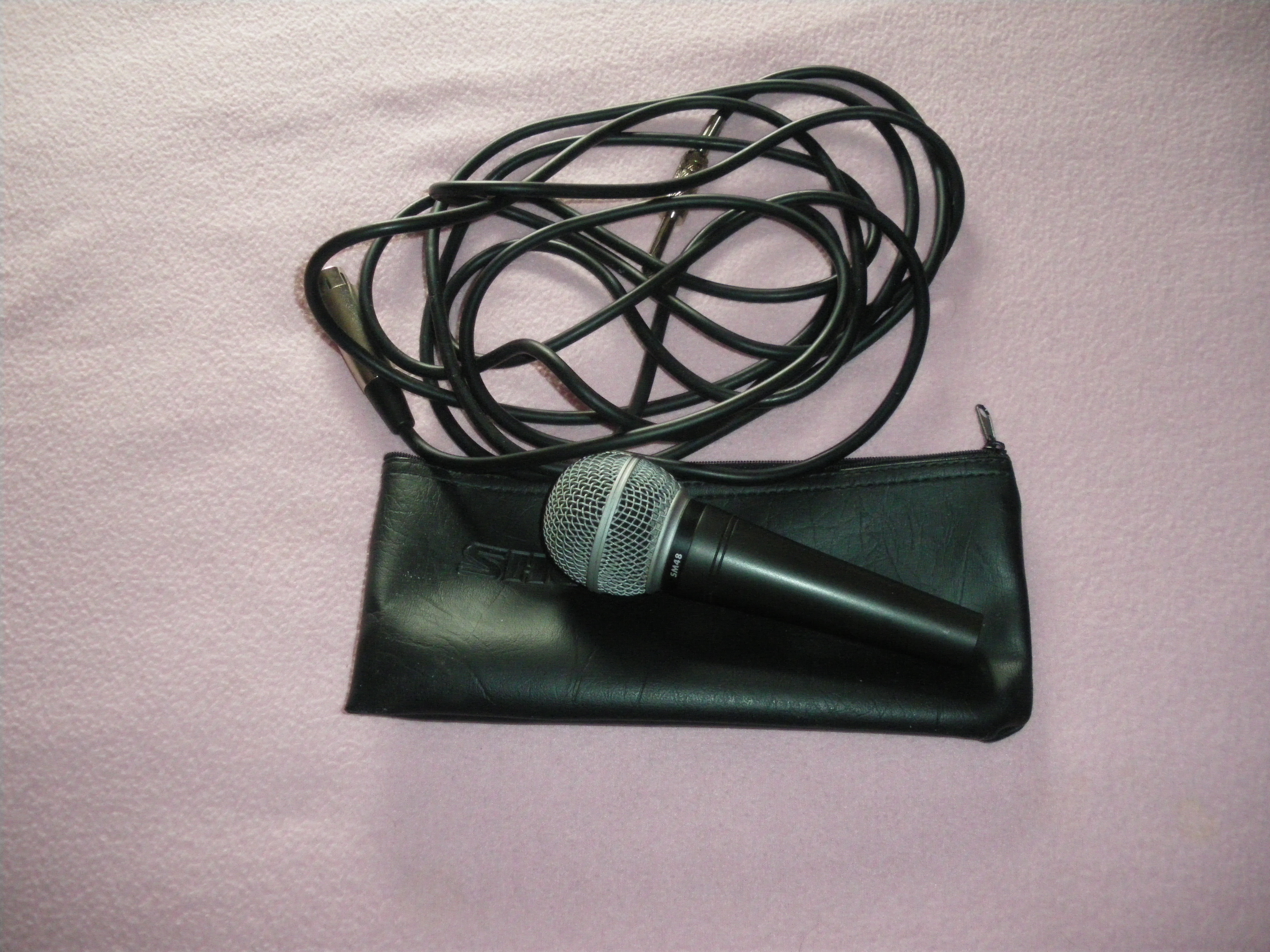 Shure sm48 microphone + stand