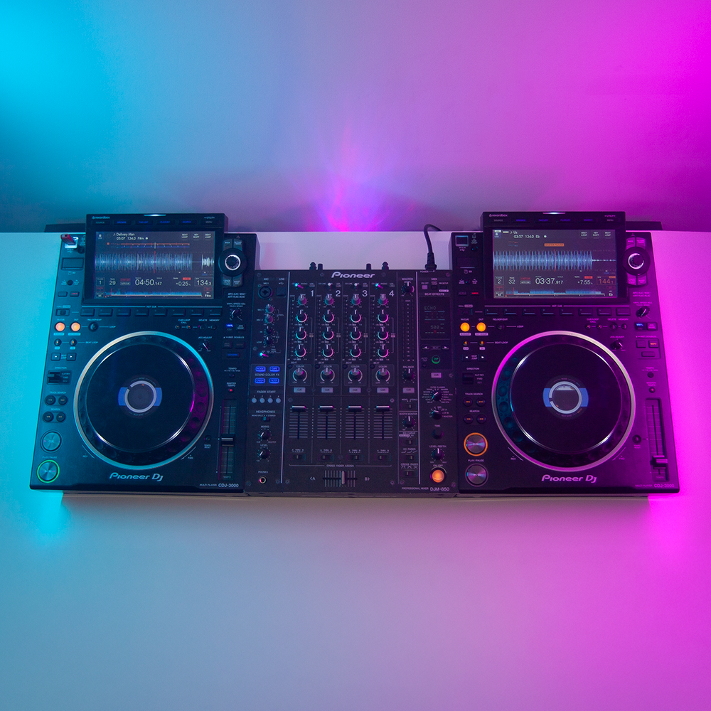 Dj decks package - pioneer cdj 3000 & djm 850