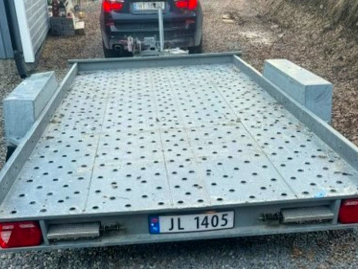Biltralle/ maskinfrakter