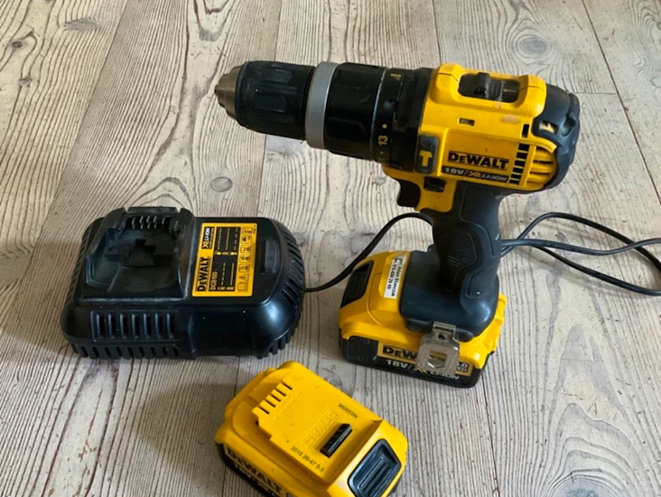Dewalt dcd785 skruvdragare/borr/slag