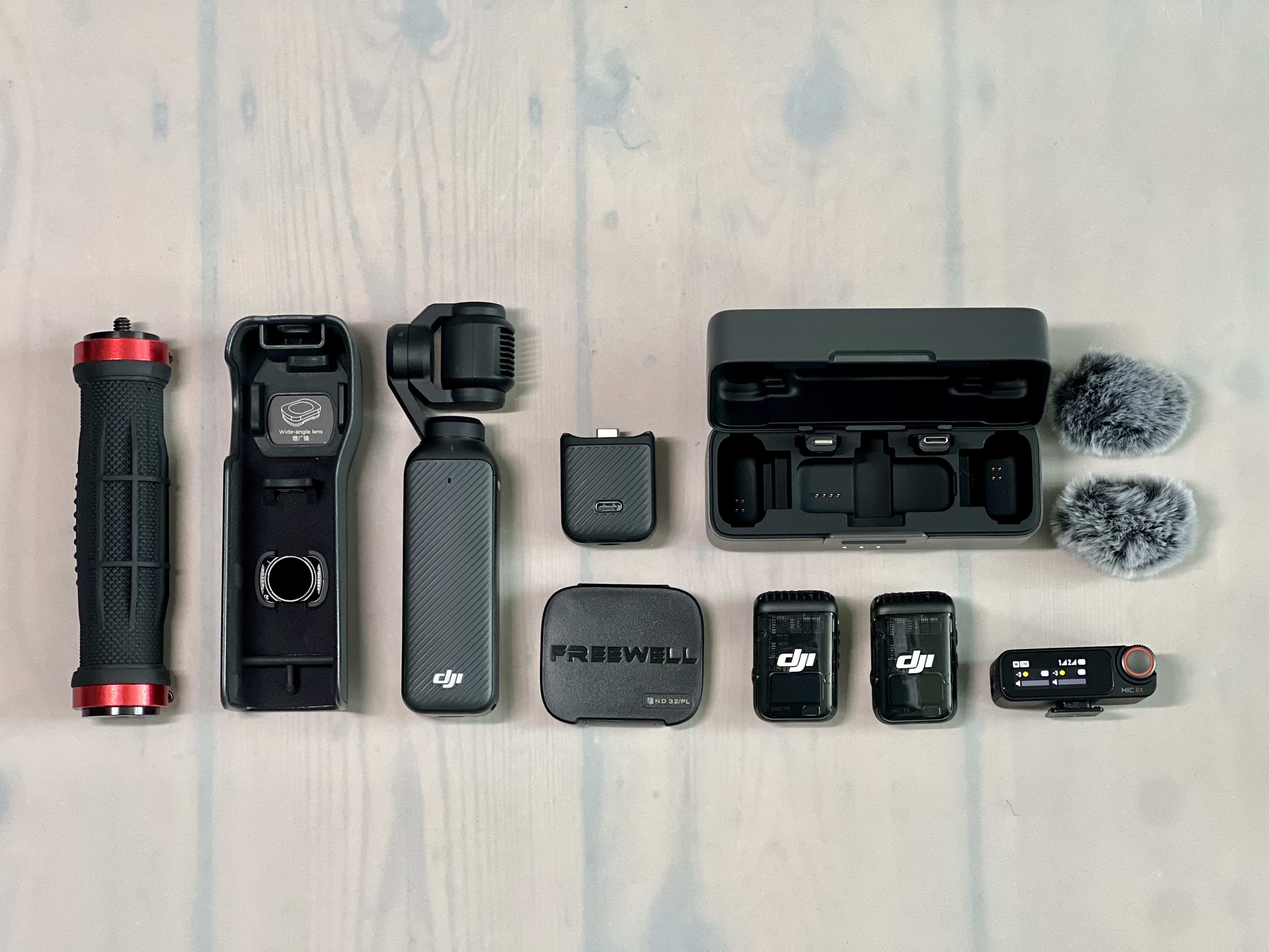 Dji osmo pocket 3 kit + 128gb microsd + dji mic 2 kit