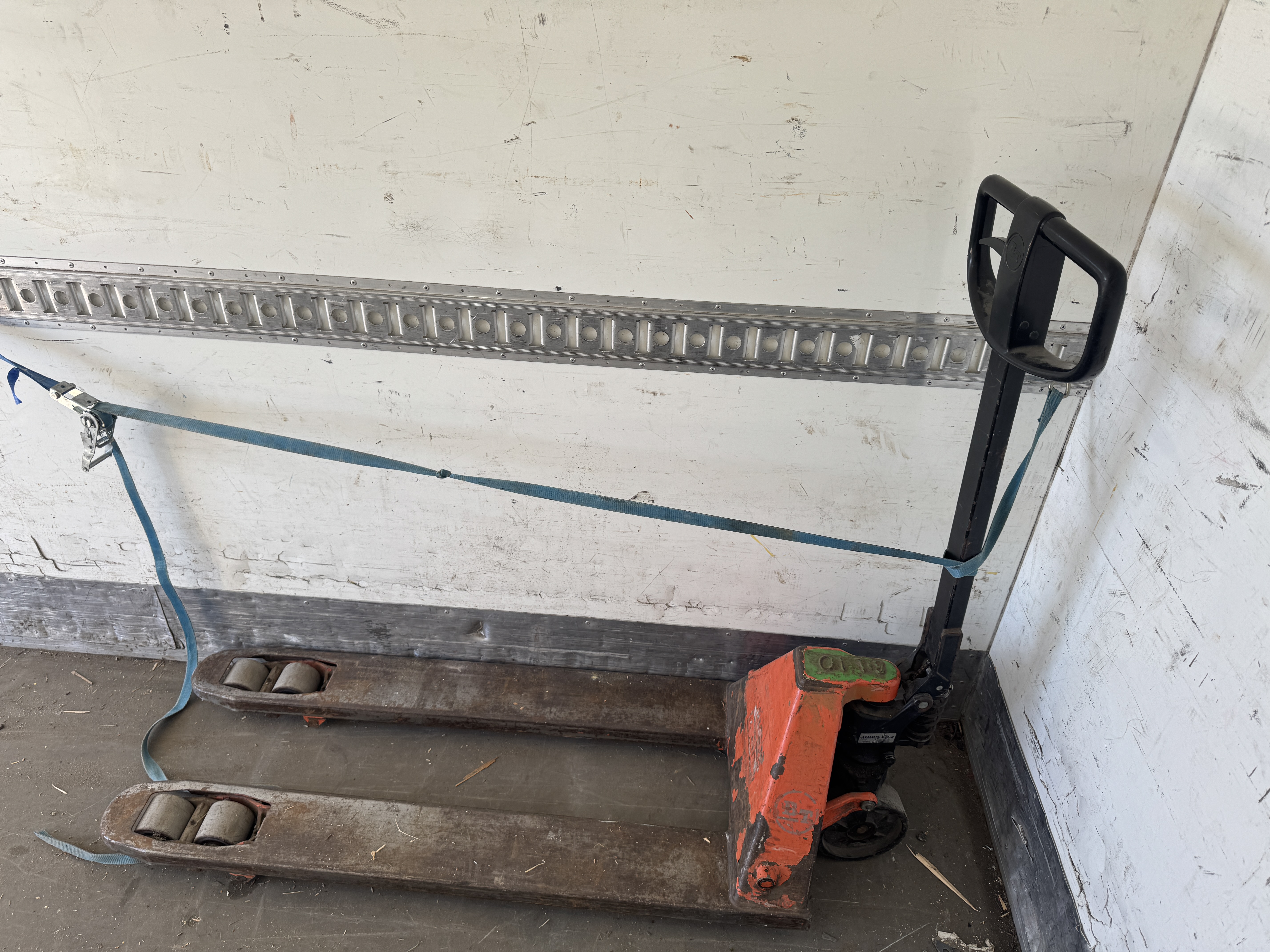 Handpallyft / palltruck 