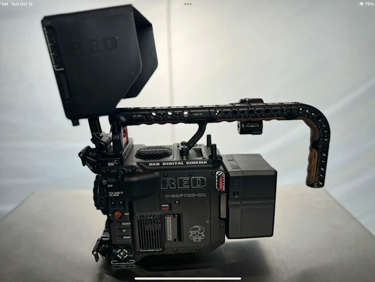Red v-raptor xl 8k vv cinema camera (dsmc3, gold mount) with ef/pl mount - (dmv)